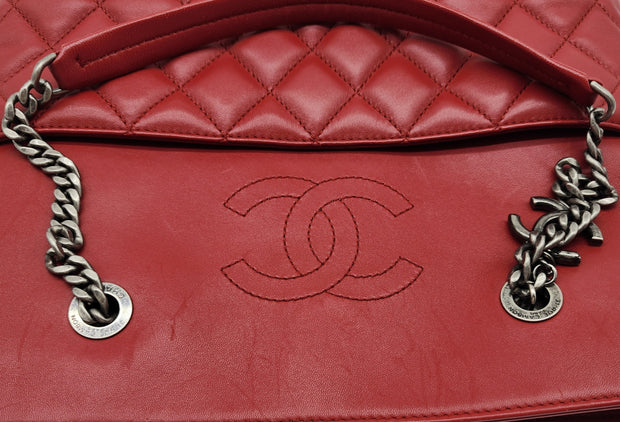 Chanel Urban Delight Quilted Leather Chain Tote in Red