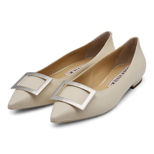 Roger Vivier Gommettine Ball Ballet Flats - Leather - Beige - 40