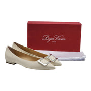 Roger Vivier Gommettine Ball Ballet Flats - Leather - Beige - 40