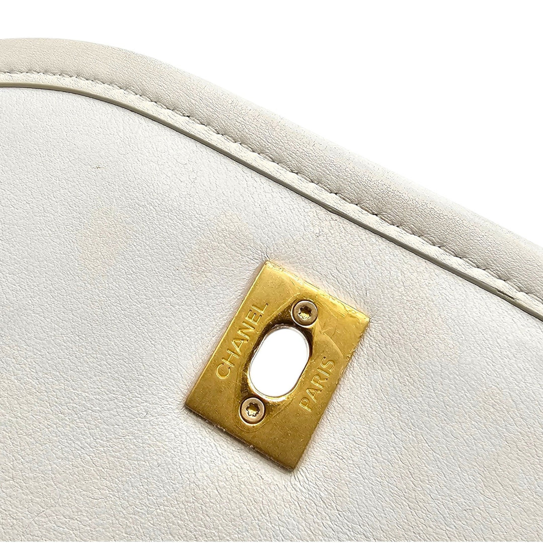 Chanel Quilted Messenger Crossbody Flap Bag White Lambskin Gold Hardware