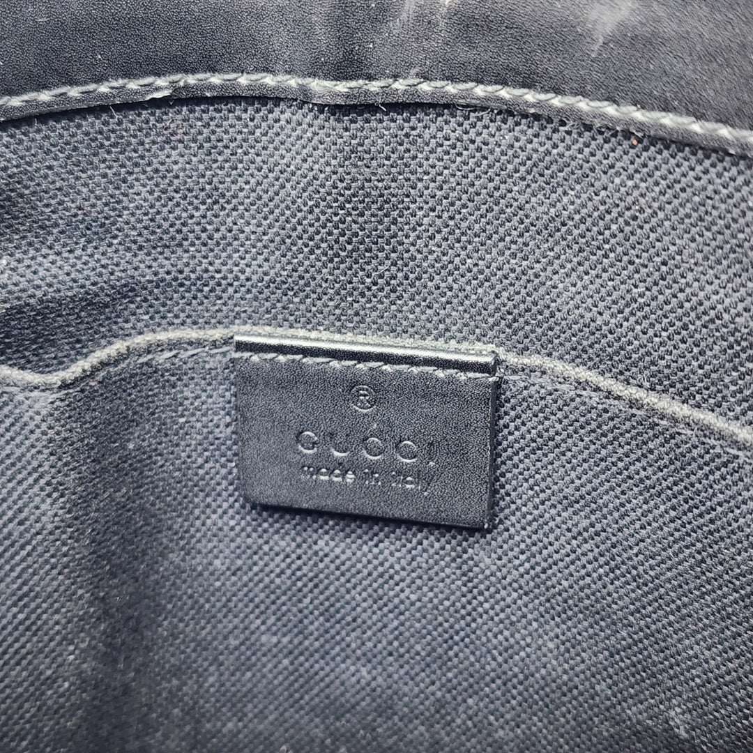 Gucci GG Supreme Small Messenger Crossbody Bag Black Gray 792082 - $1580