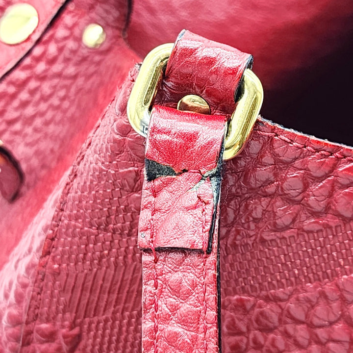 Burberry Canterbury Leather Shoulder Bag Tote in red
