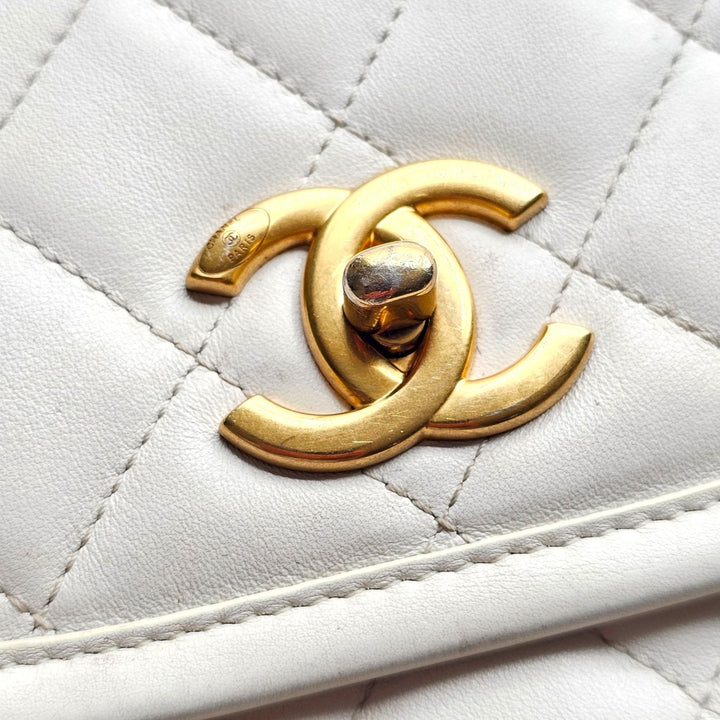 Chanel Quilted Messenger Crossbody Flap Bag White Lambskin Gold Hardware