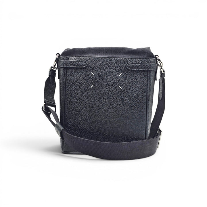 Maison Margiela Men's Shoulder Bag Black Leather Crossbody Bag - NWT $1800