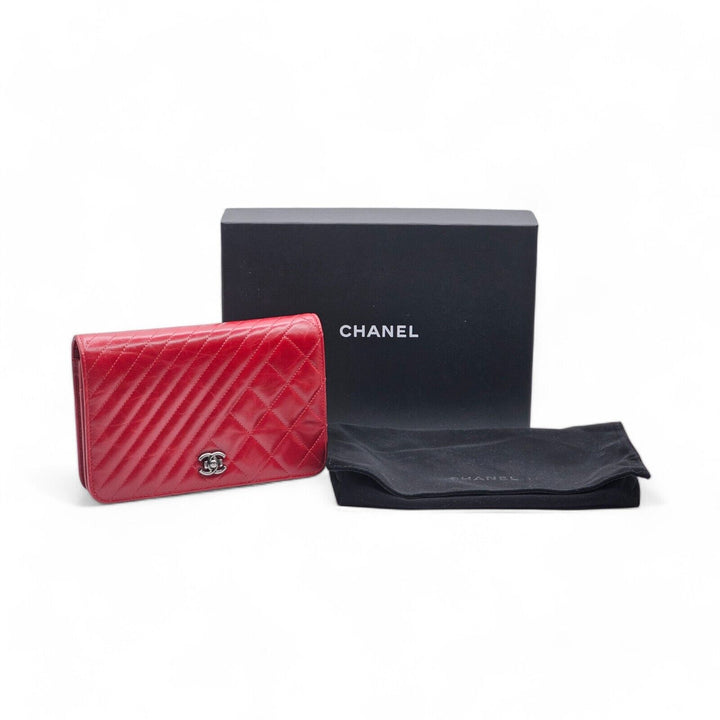 Chanel Coco Boy Wallet on Chain WOC Shoulder Bag - Glazed Calf Leather - Red
