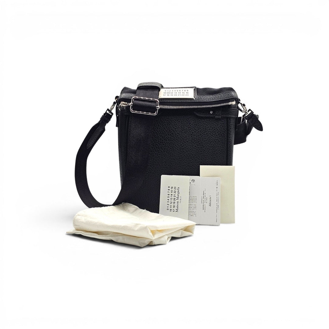 Maison Margiela Men's Shoulder Bag Black Leather Crossbody Bag - NWT $1800