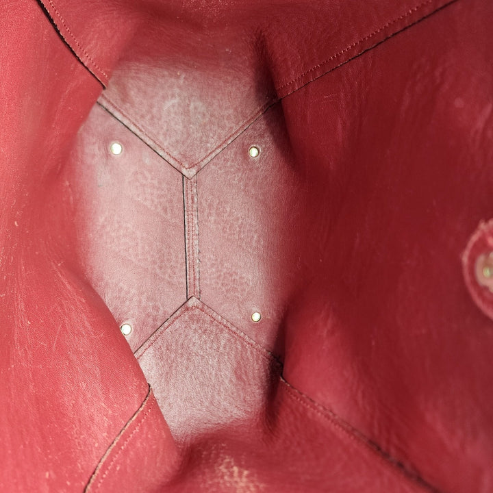 Burberry Canterbury Leather Shoulder Bag Tote in red
