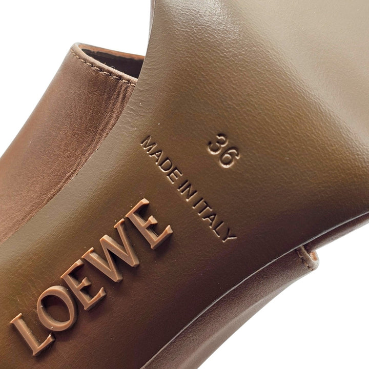 Loewe Toggle Heeled Sandals in shiny smooth calfskin leather - NWB $1200