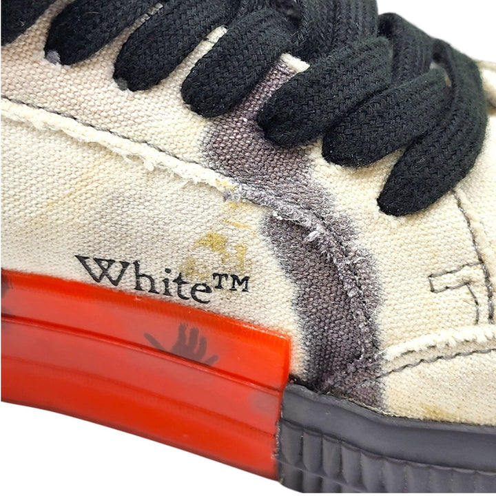 Off-White Vulcanized Arrows Canvas Low Sneakers Camo Black EU 41 US 8