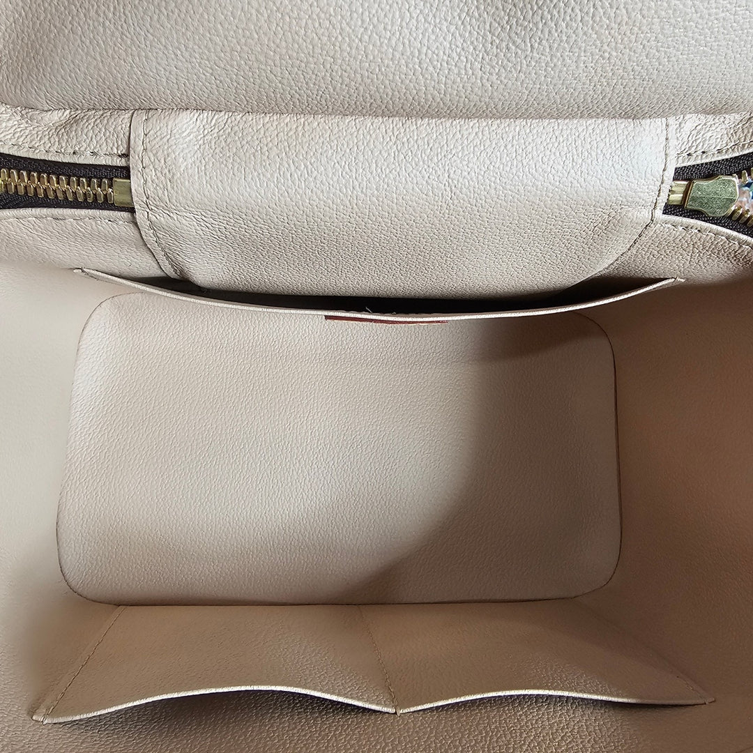 Louis Vuitton Nice BB Vanity Case Handbag in Brown LV Monogram