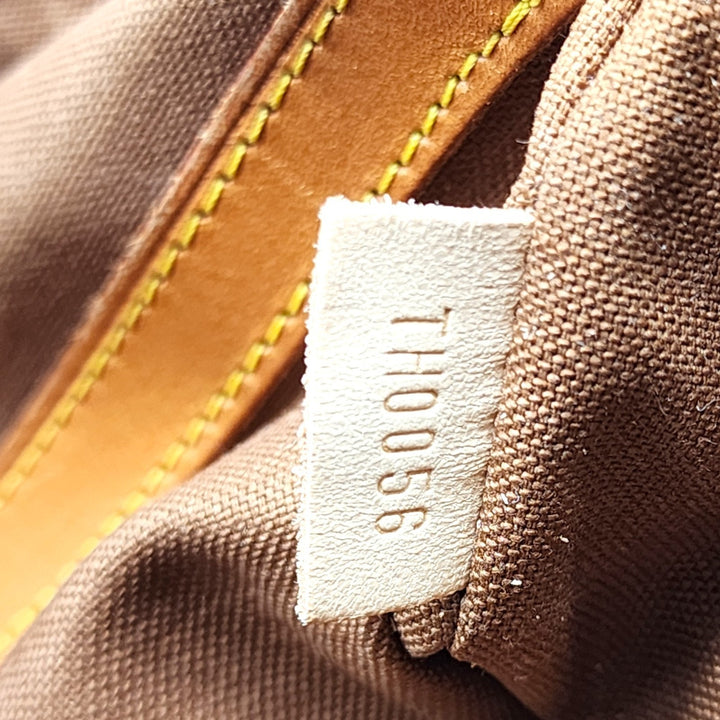 Louis Vuitton Monogram Carryall Duffle Boston Bag Brown with lock, luggage tag