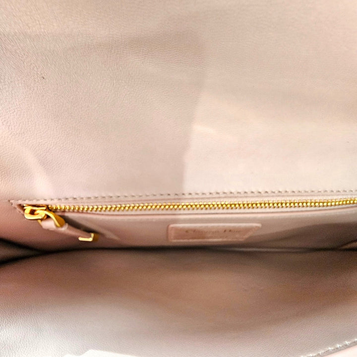Christian Dior 30 Montaigne Leather Pouch Clutch Bag in Mauve Pink