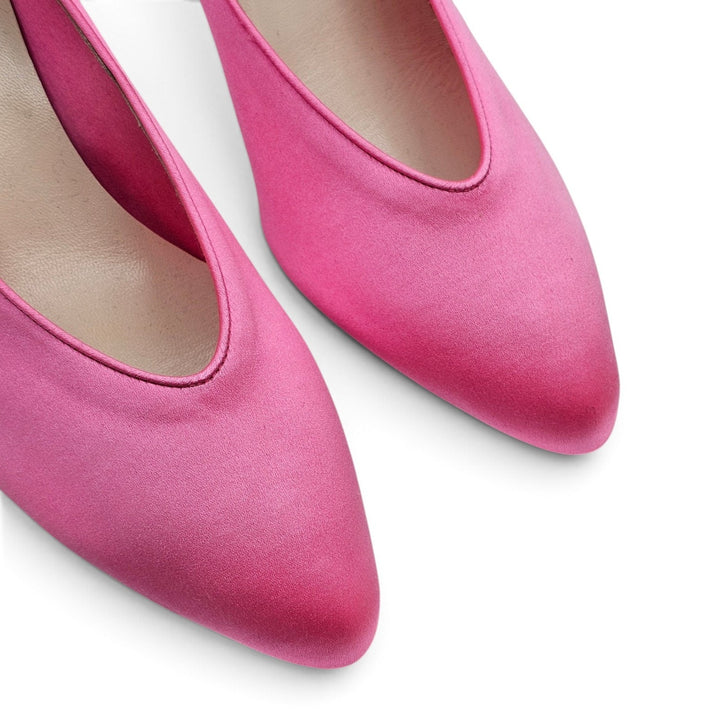 Versace Tina 65mm Medusa Pink Satin Pointed Toe Pumps EU 37 US 7 - NWB $925