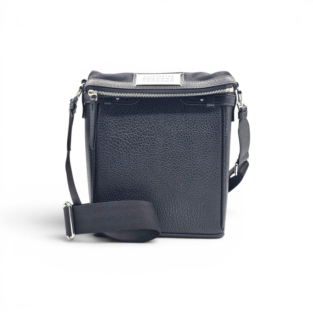 Maison Margiela Men's Shoulder Bag Black Leather Crossbody Bag - NWT $1800