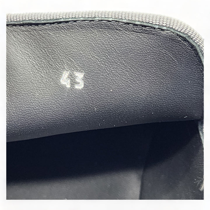 Billionaire Velvet Loafers Crest  in Black