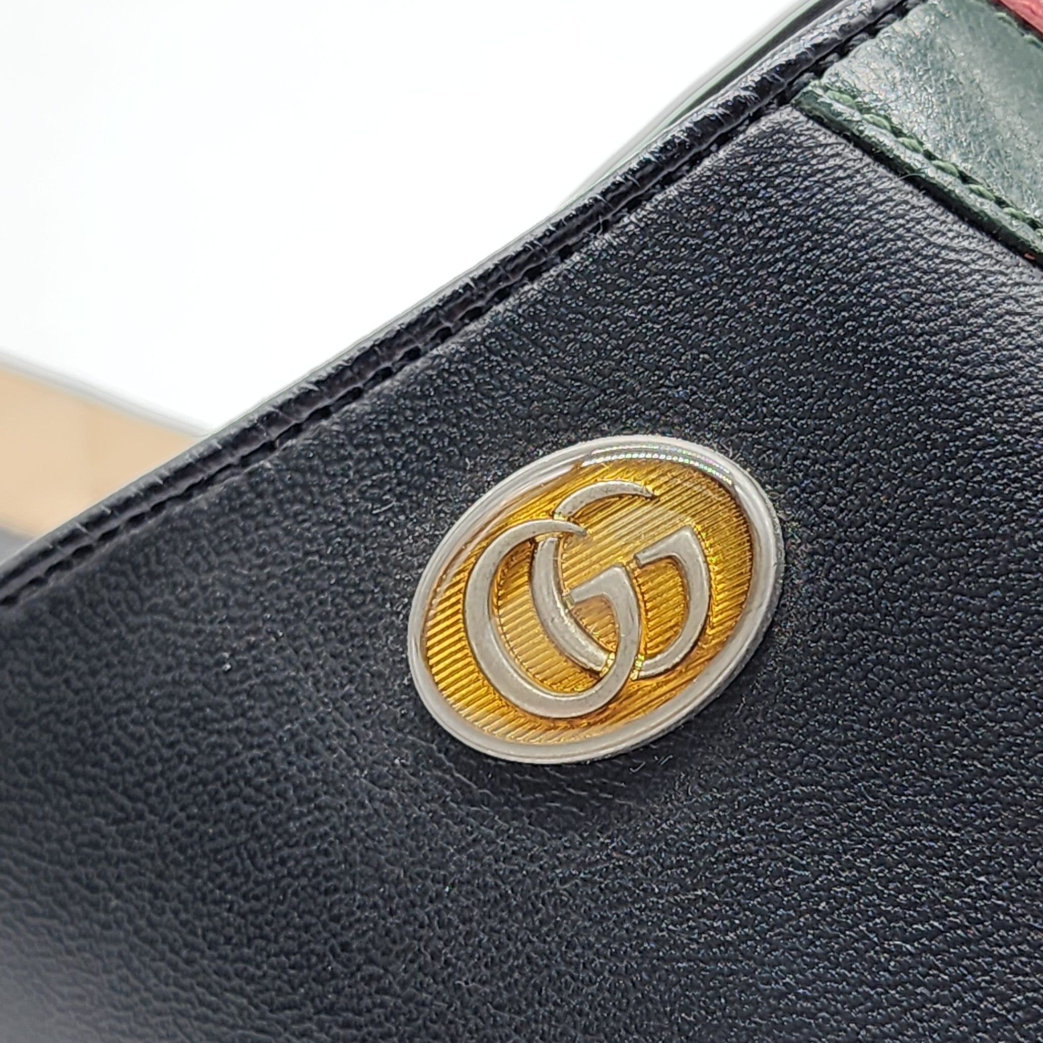 Gucci x NY Yankees Leather Loafers - Black EU 42 / US 9 – MAC AND LOU