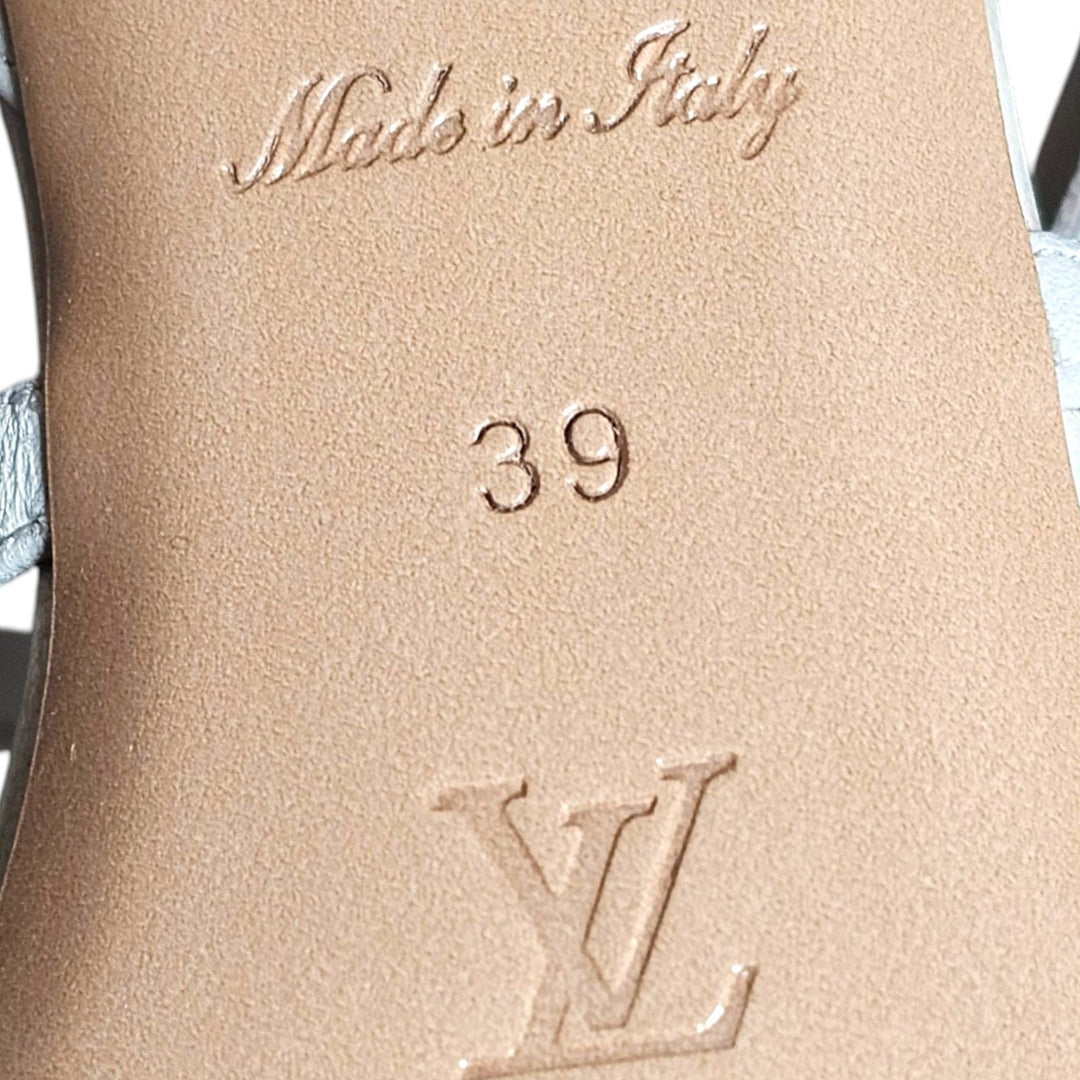 Louis Vuitton Gaia Sandals Ecru Lambskin EU 39 US 9 Gold Charms 1AK44T