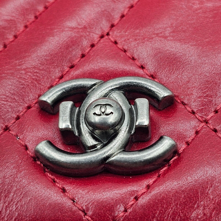 Chanel Coco Boy Wallet on Chain WOC Shoulder Bag - Glazed Calf Leather - Red