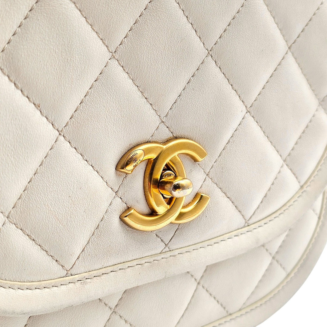 Chanel Quilted Messenger Crossbody Flap Bag White Lambskin Gold Hardware