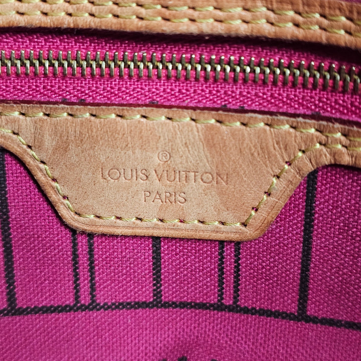 Louis Vuitton Neverfull MM Tote Bag in Brown LV Monogram - NFC Microchipped