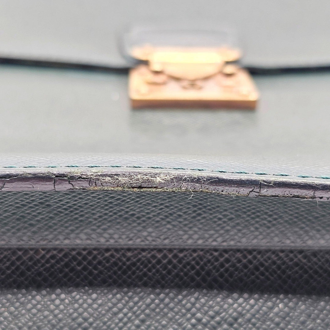 Louis Vuitton Taiga Leather Serviette Kourad Briefcase Epicea Green T16786