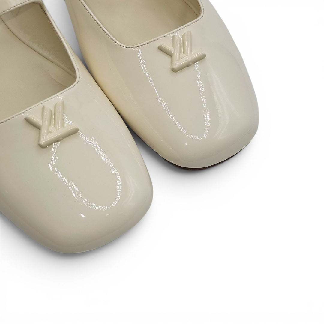 Louis Vuitton Swing Flat Mary Jane Ballerina Shoes Ivory EU 39 US 9 $1080
