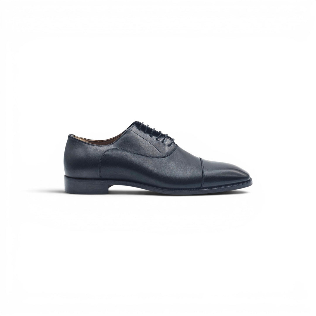 Christian Louboutin Greggo Leather Oxford Shoes Black EU 42 US 9 - $1050