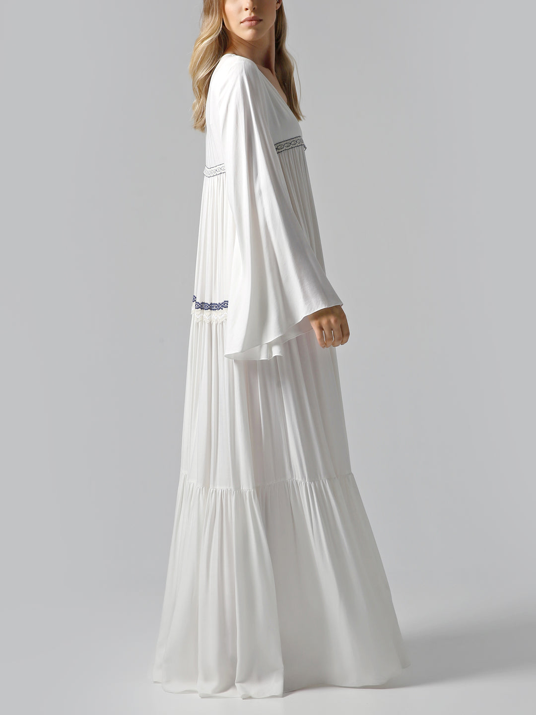 Visaltes White Maxi Dress